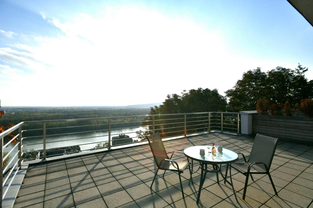 River View Apartments Hotel Bratislava Ngoại thất bức ảnh