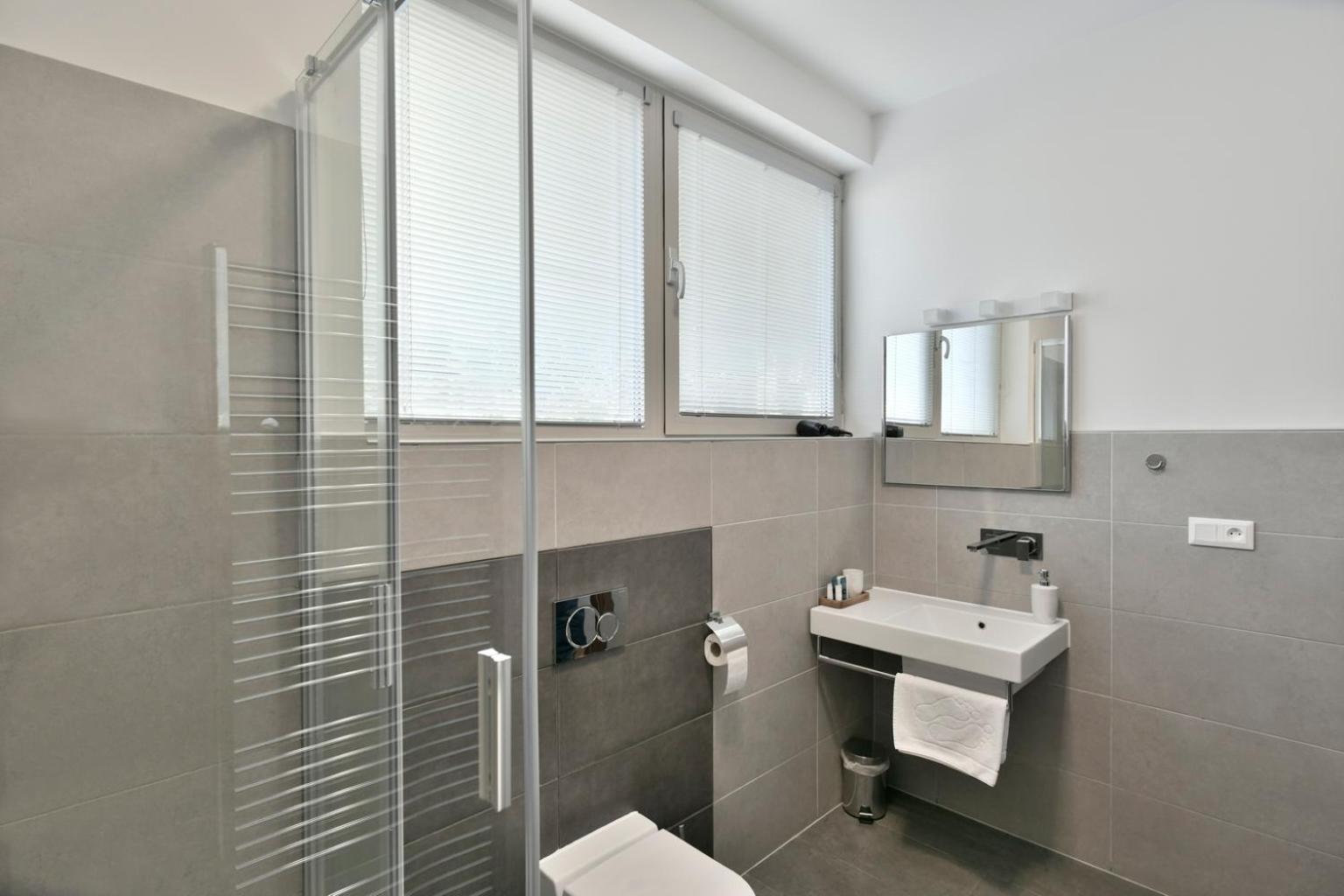 River View Apartments Hotel Bratislava Ngoại thất bức ảnh