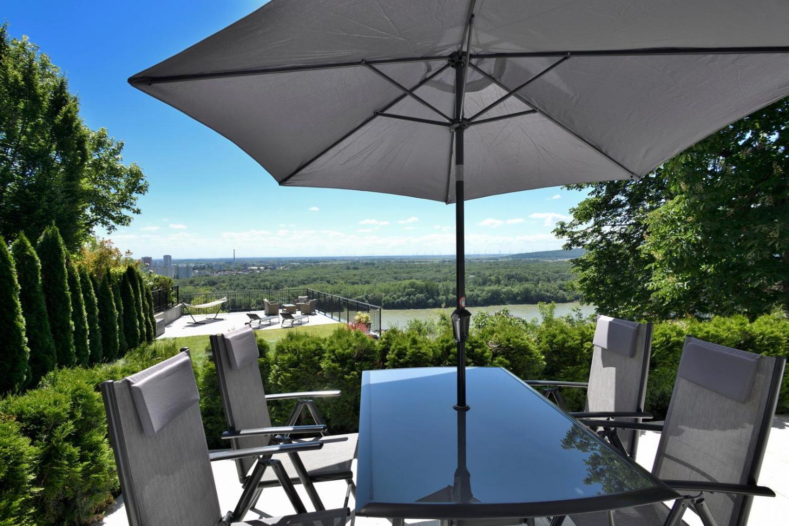 River View Apartments Hotel Bratislava Ngoại thất bức ảnh