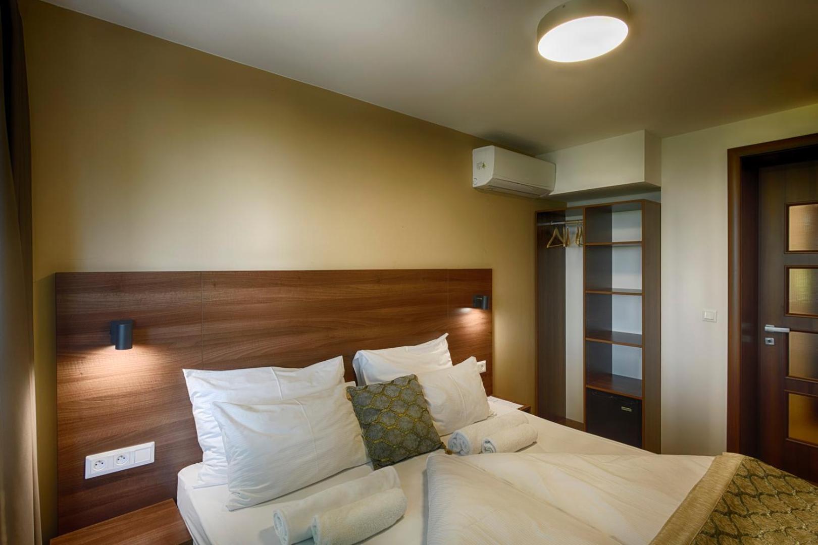 River View Apartments Hotel Bratislava Ngoại thất bức ảnh