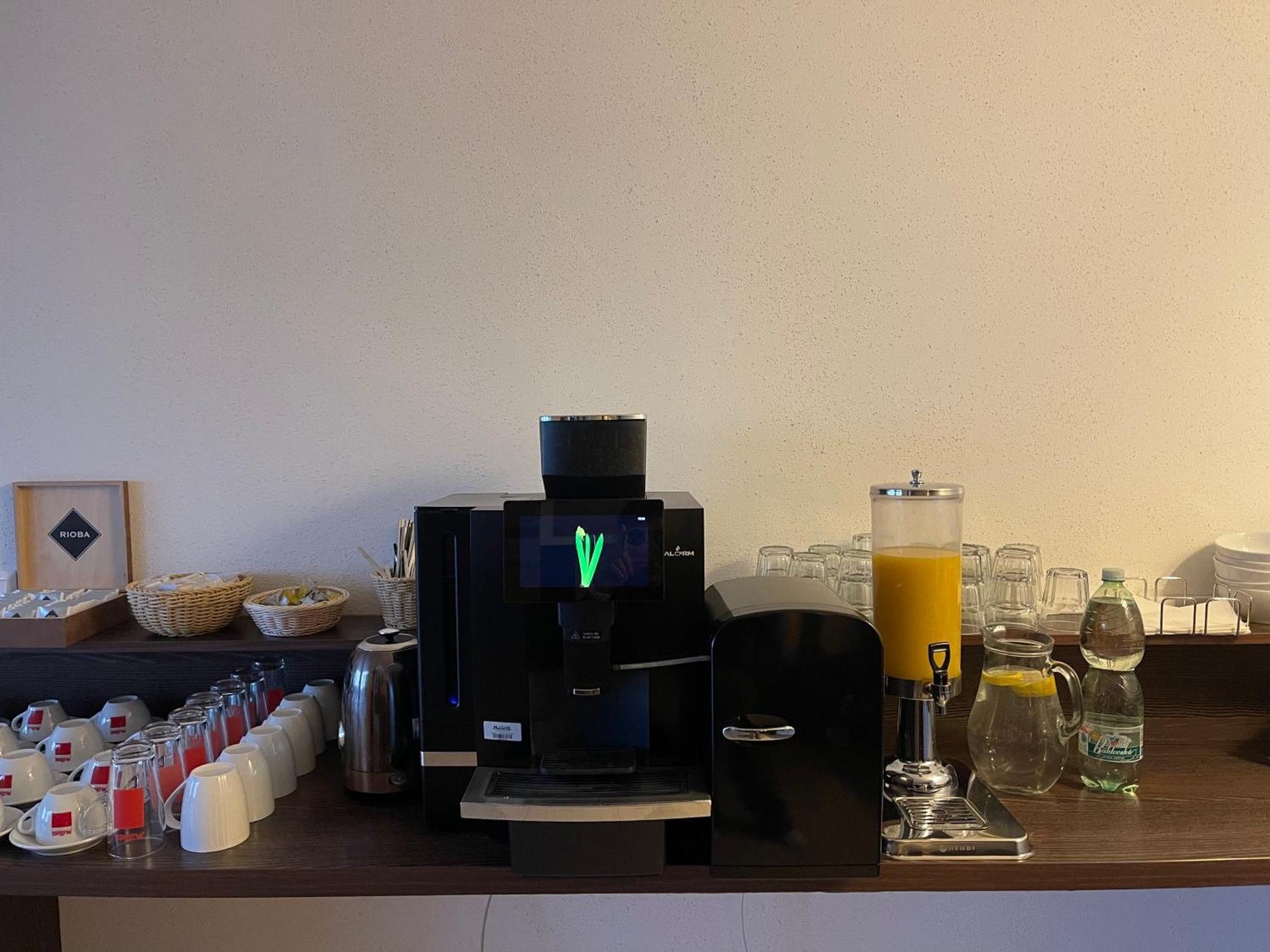 River View Apartments Hotel Bratislava Ngoại thất bức ảnh